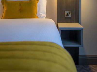 Maldron Kevin Street 4*